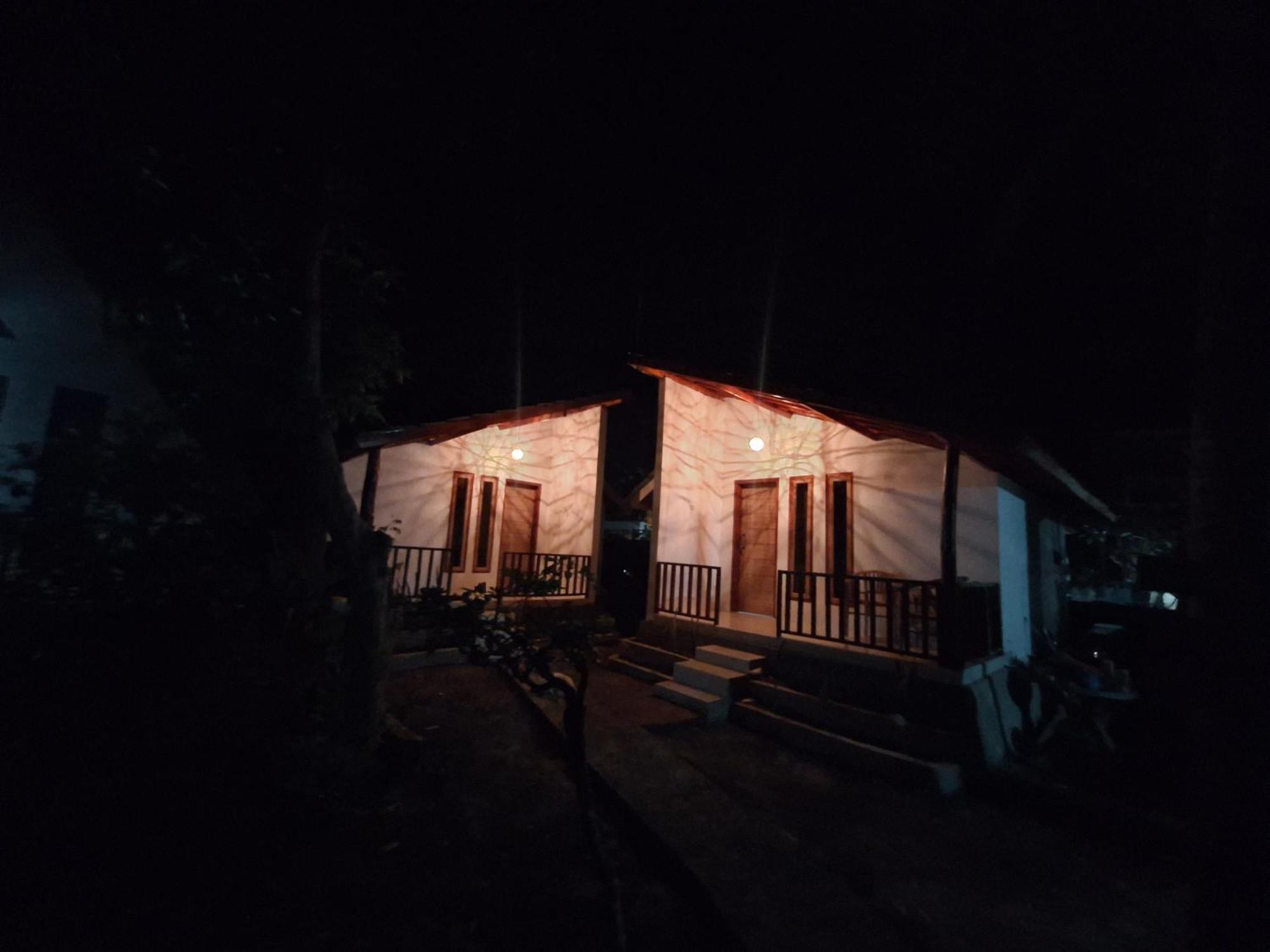 Jingga Home Penida Toyapakeh Pokoj fotografie